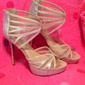 Size 11 gold Steve Madden Stilletto heels